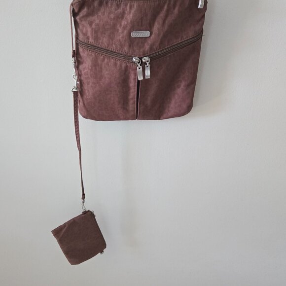 Brown Baggallini Horizon Crossbody Travel Bag Purse w/Detachable RFID Wristlet - Picture 7 of 7